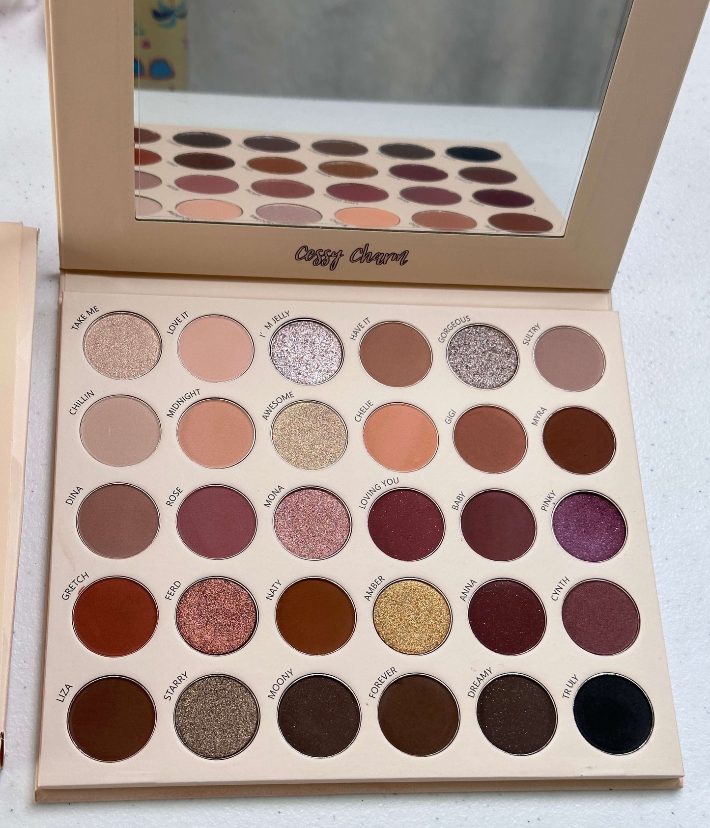 Neutral Tone Eyeshadow Palette